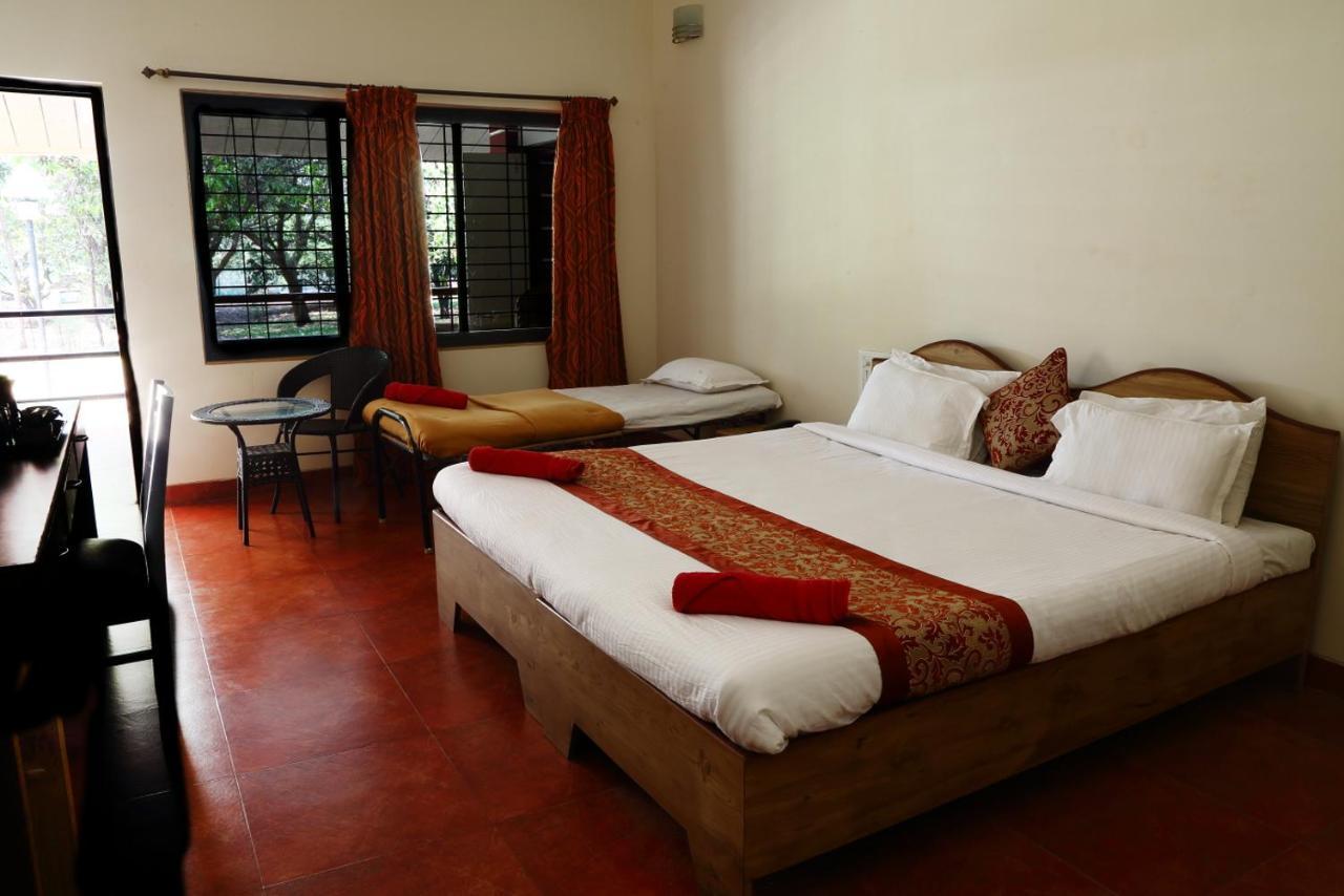 Pinewood Resort Karjat Exterior photo